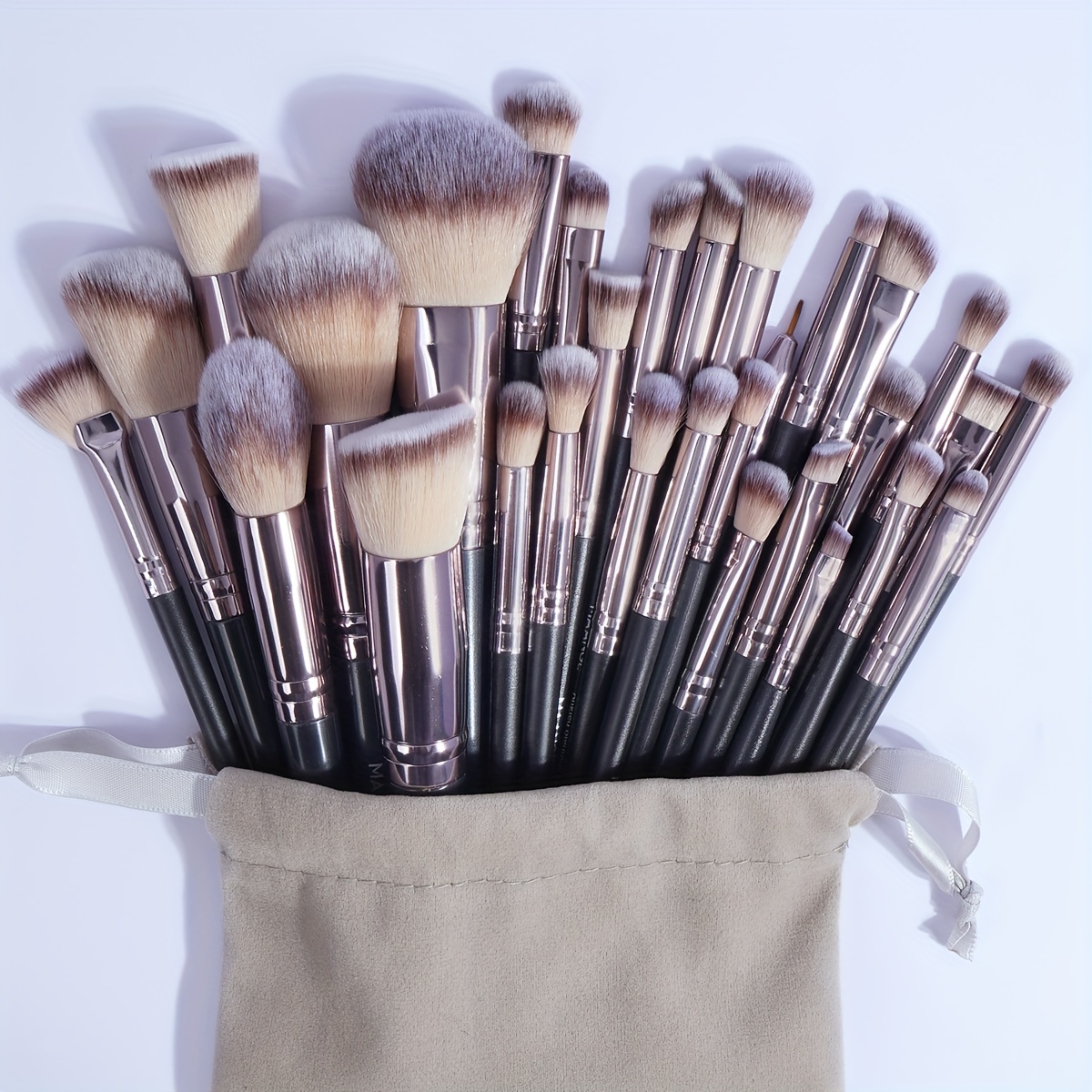 Huda Beauty Makeup Brush Set - MAANGE-Professional Makeup Brush Set com Saco,