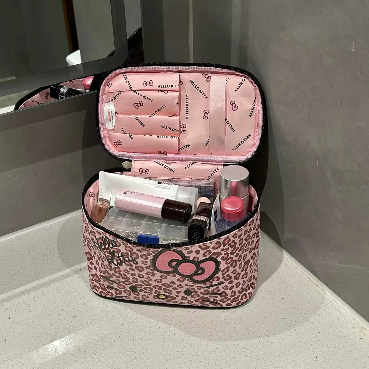 Beauty Y Makeup - Sanrio Hello Kitty, necessaire feminina com